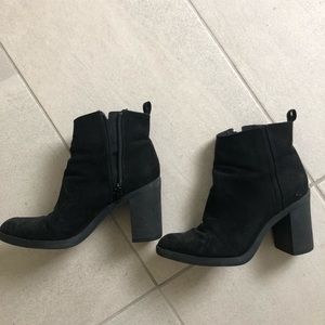 Black ankle boot